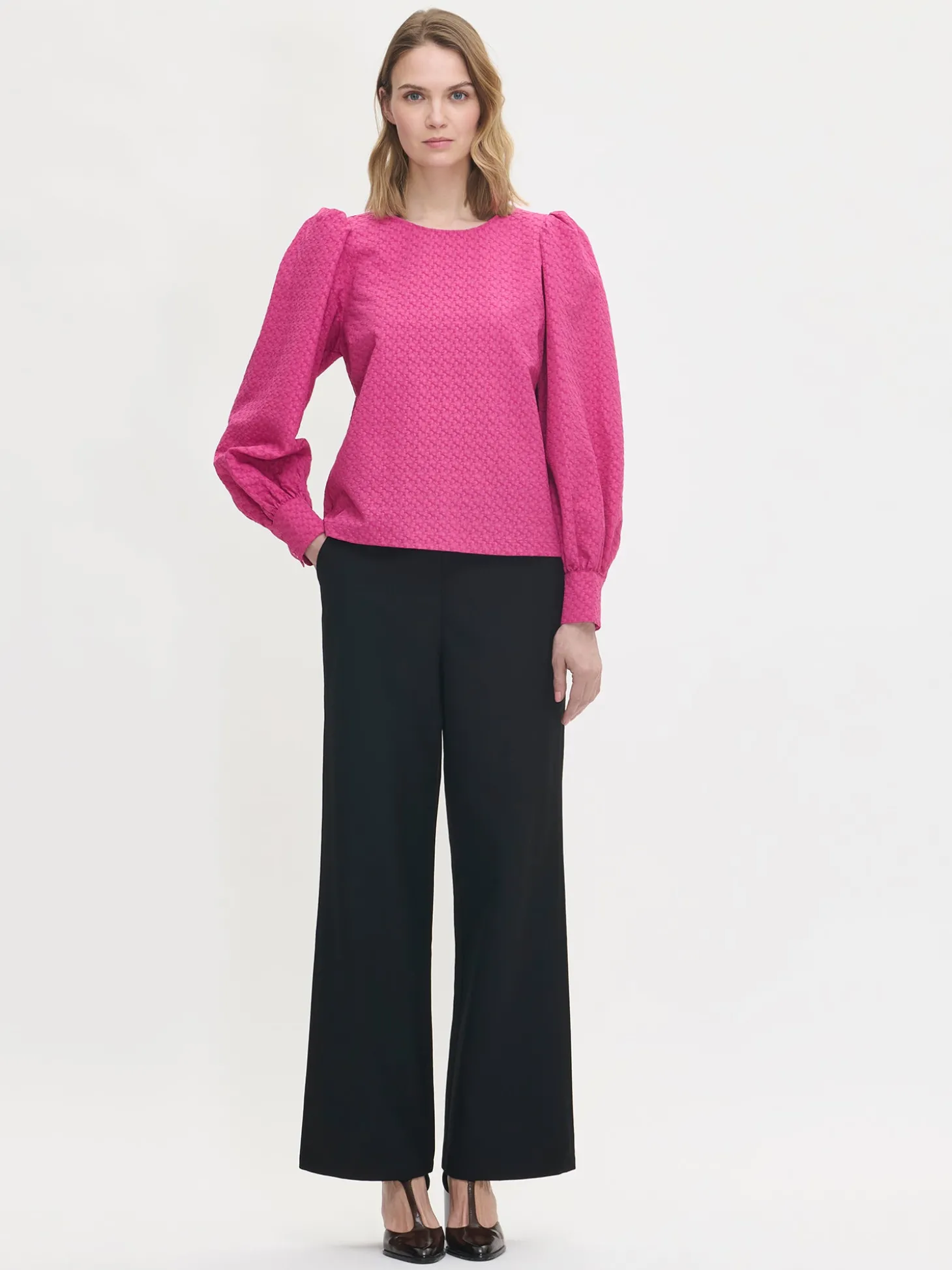 RELIEFI pusero - pinkki